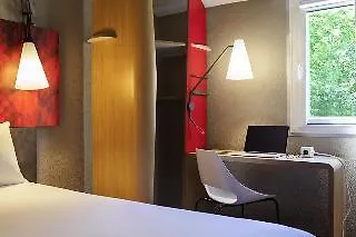 Ibis Velizy Hotel 3*