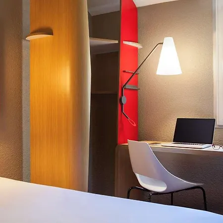 Ibis Velizy Hotel