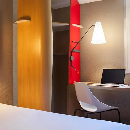 Ibis Velizy Hotel