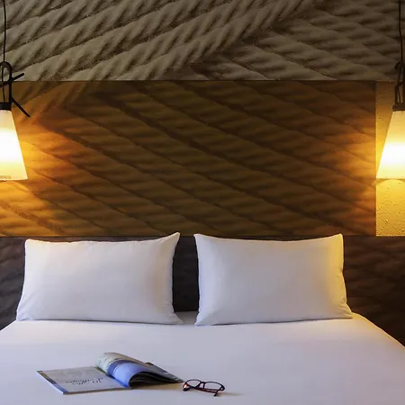 Ibis Velizy 3* Жуи-ан-Жоза