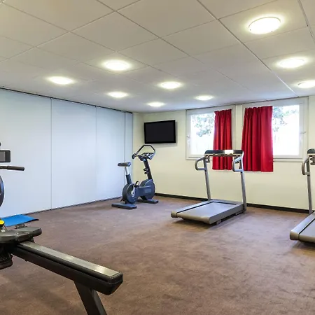 Отель Ibis Velizy 3*
