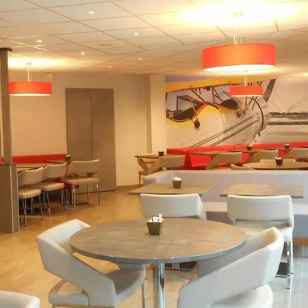Ibis Velizy Отель Жуи-ан-Жоза